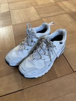 Salomon Sneaker 42.5
