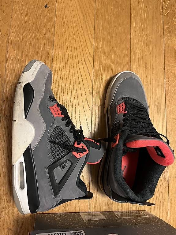 Scarpe da uomo: Nike Air Jordan 4 Retro Infrared – Usato da Bassersdorf venduto da armon.zueri 1