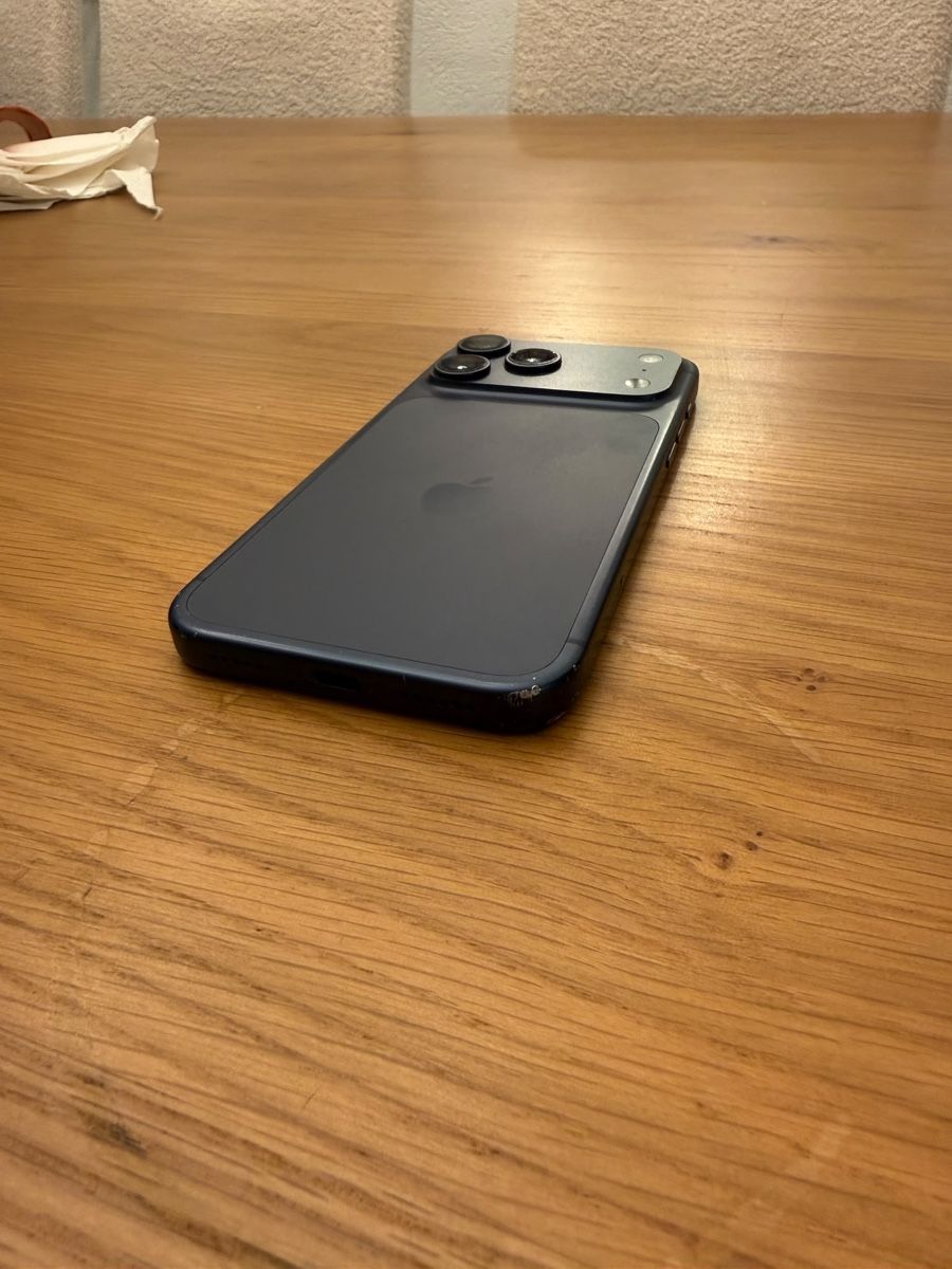 Apple Telefoni cellulari / Smartphones: iPhone 17 Pro Max 256 GB Deep Blue  – Usato da Diegten venduto da Lugia46 3