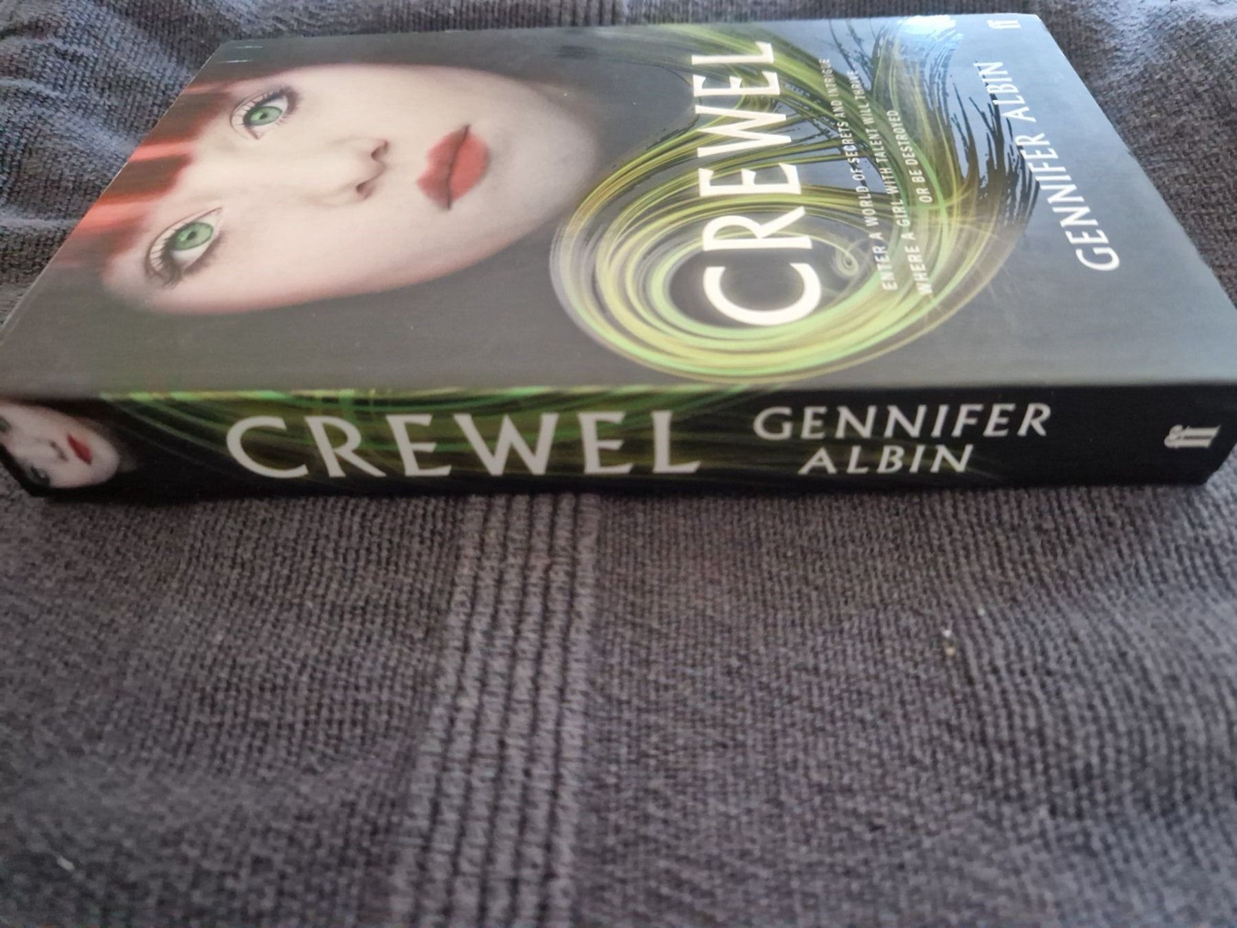 Livres: Gennifer Albin Crewel Fantasy – D'occasion à Neuhausen am Rheinfall par Alchimista 2