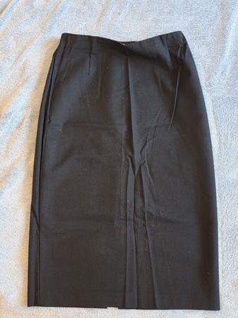 Schwarzer H&M Bleistiftrock, Grösse 36, zeitlos elegant