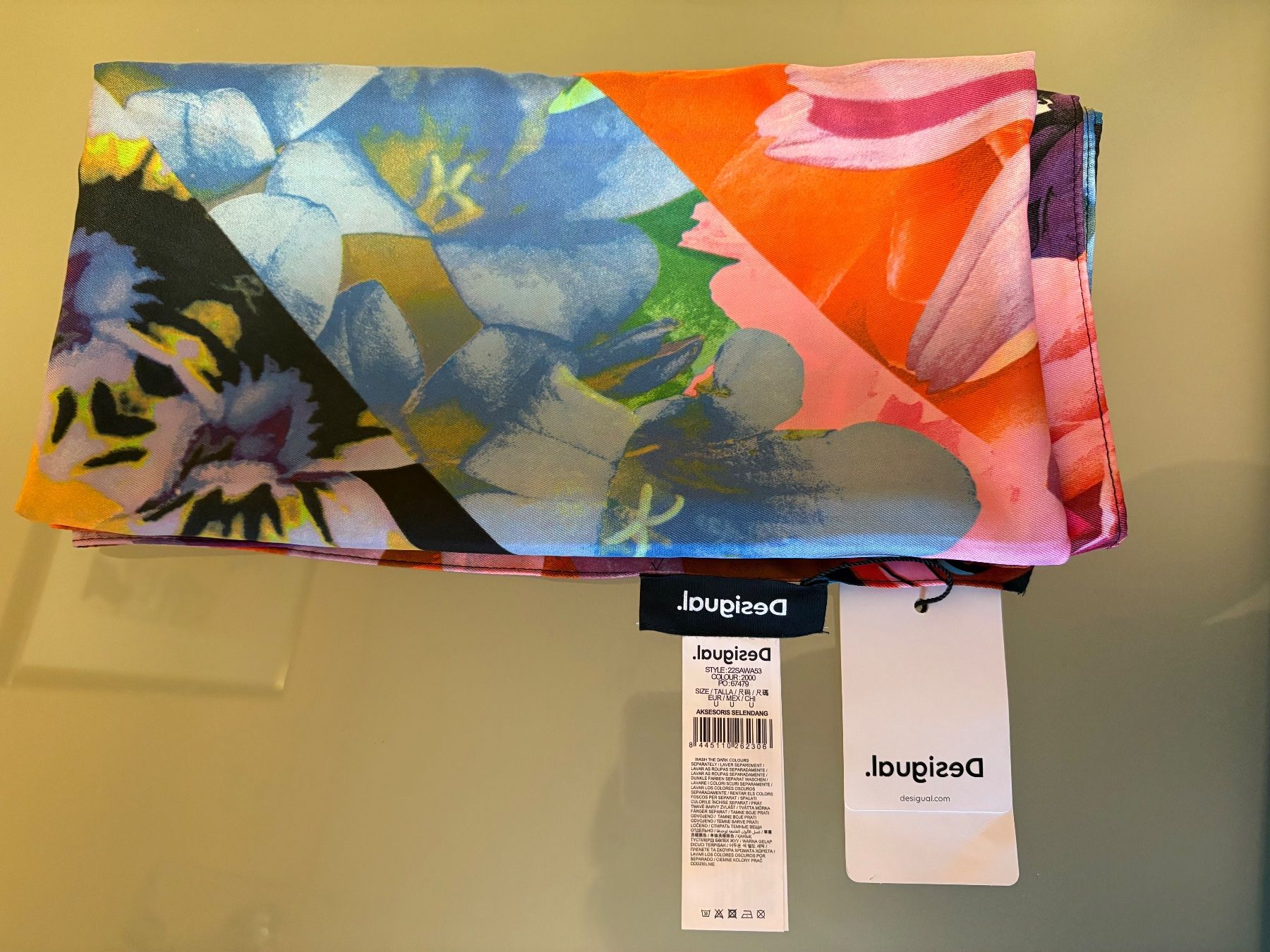 Desigual Foulards, Tücher & Schals: Foulard nuovo Desigual – Neu (gemäss Beschreibung) aus Viganello von Orisole 1