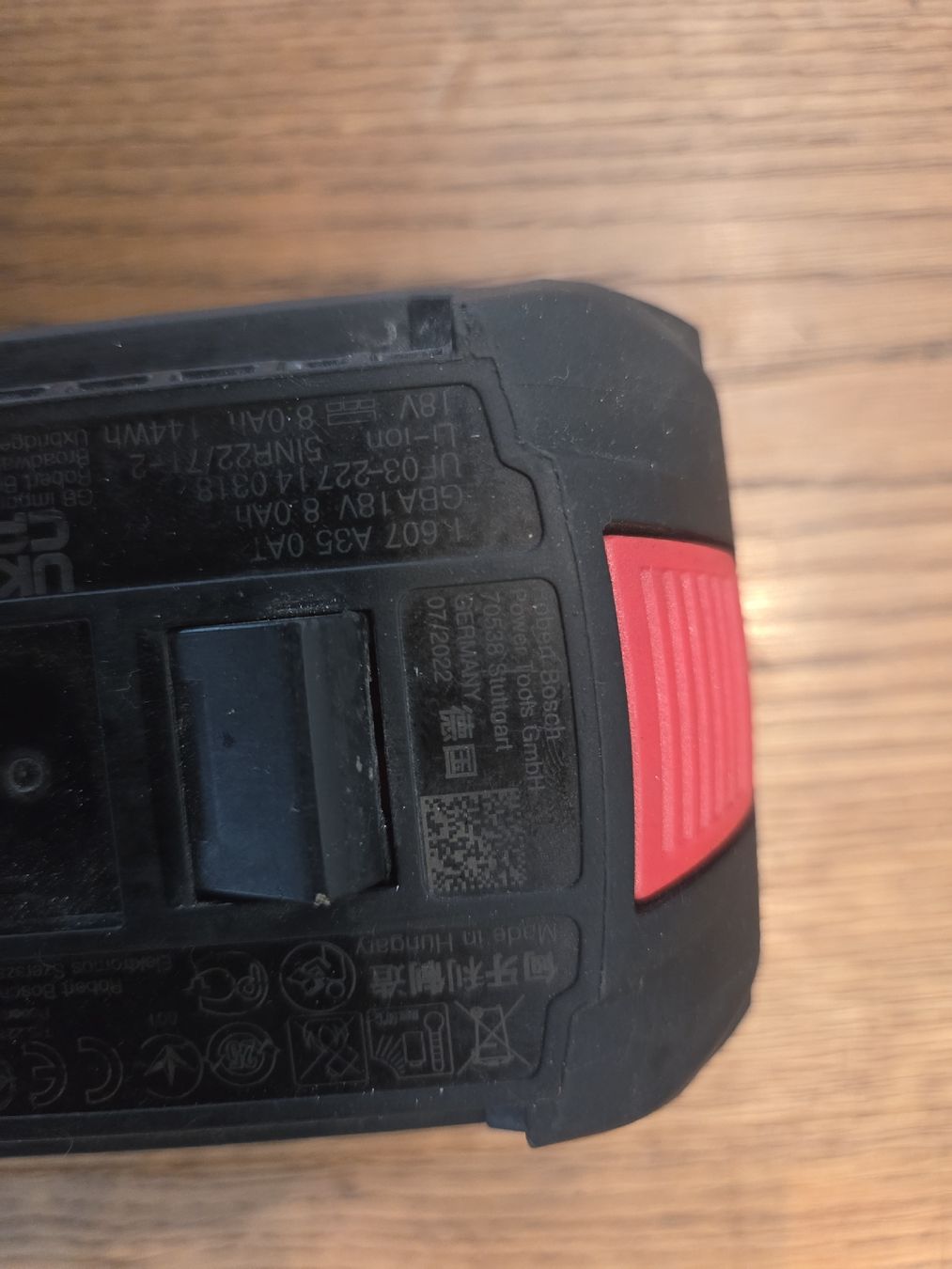 Bosch Caricatori & Batterie: 4 Bosch Akkus ProCORE 18V 8.0Ah  – Difettoso da Schaffhausen venduto da Gogologo 4