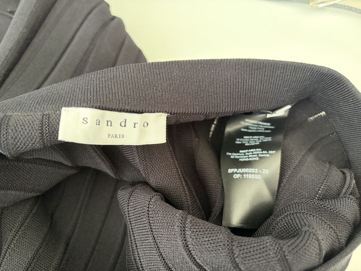 Sandro Gonne: Sandro skirt size 1 – Nuovo (secondo la descrizione) da Münchenstein venduto da ArleneLM 1