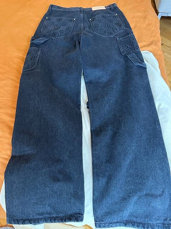 Jeans: Louis Vuitton Black Carpenter Taille 30 + Facture – D'occasion à Genève par gae_5vrx 3