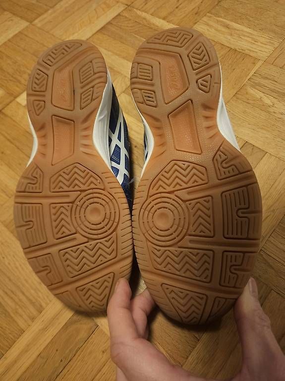 Chaussures hommes: Asics Gel Hallenschuhe Gr. 37 – D'occasion à Zürich par steffenboch 2