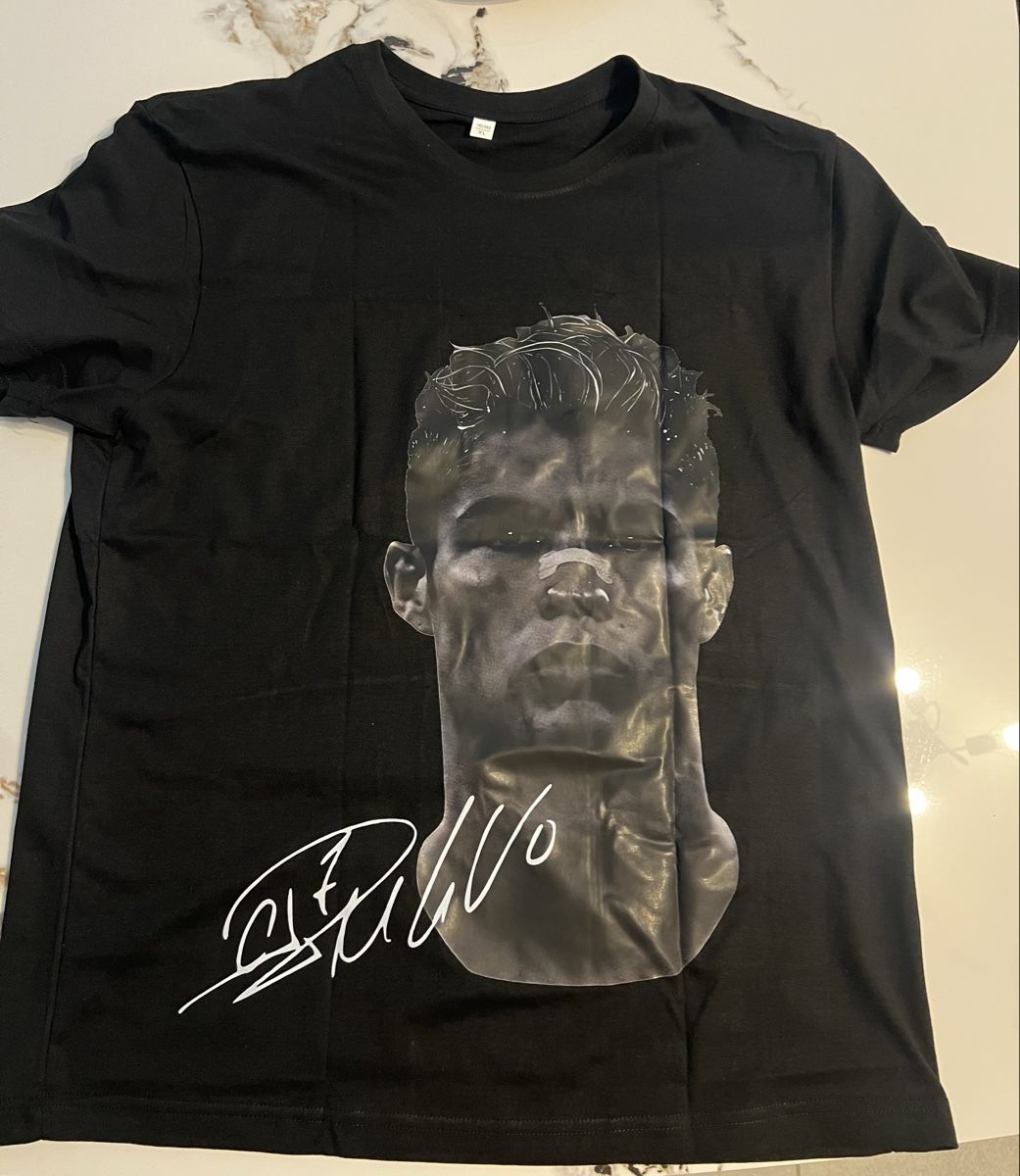 T-shirt: Ronaldo T-Shirt XL – Nuovo e nell'imballaggio originale da Beinwil am See venduto da justin..