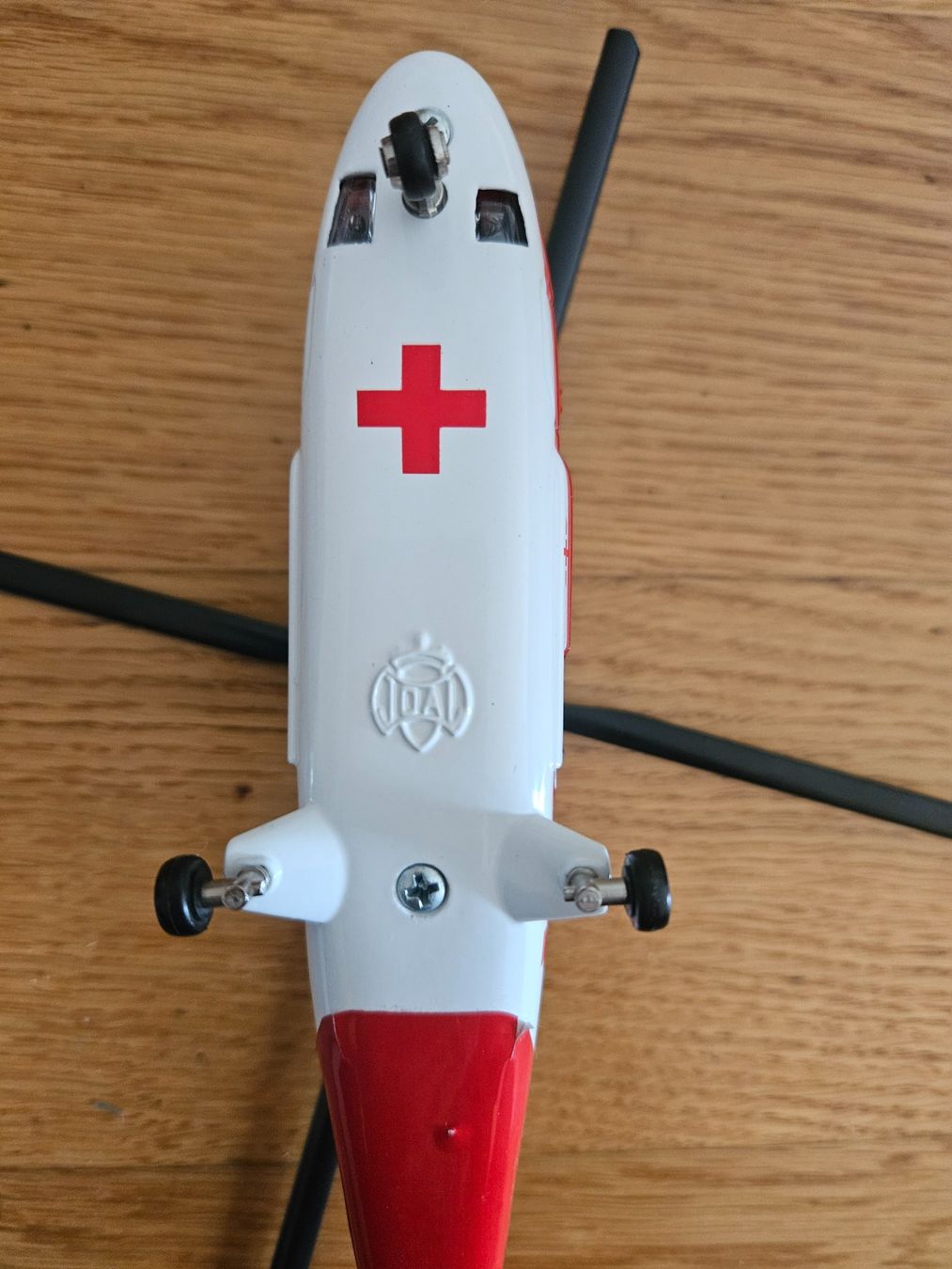 Rega Kit di modellismo & Modellini statici: Hélicoptère REGA Agusta A109K2 - Modèle Réduit – Usato da Lutry venduto da Buby 2