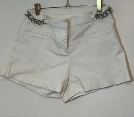 Michael Kors White Shorts Chain Detail Size 6 Summer!