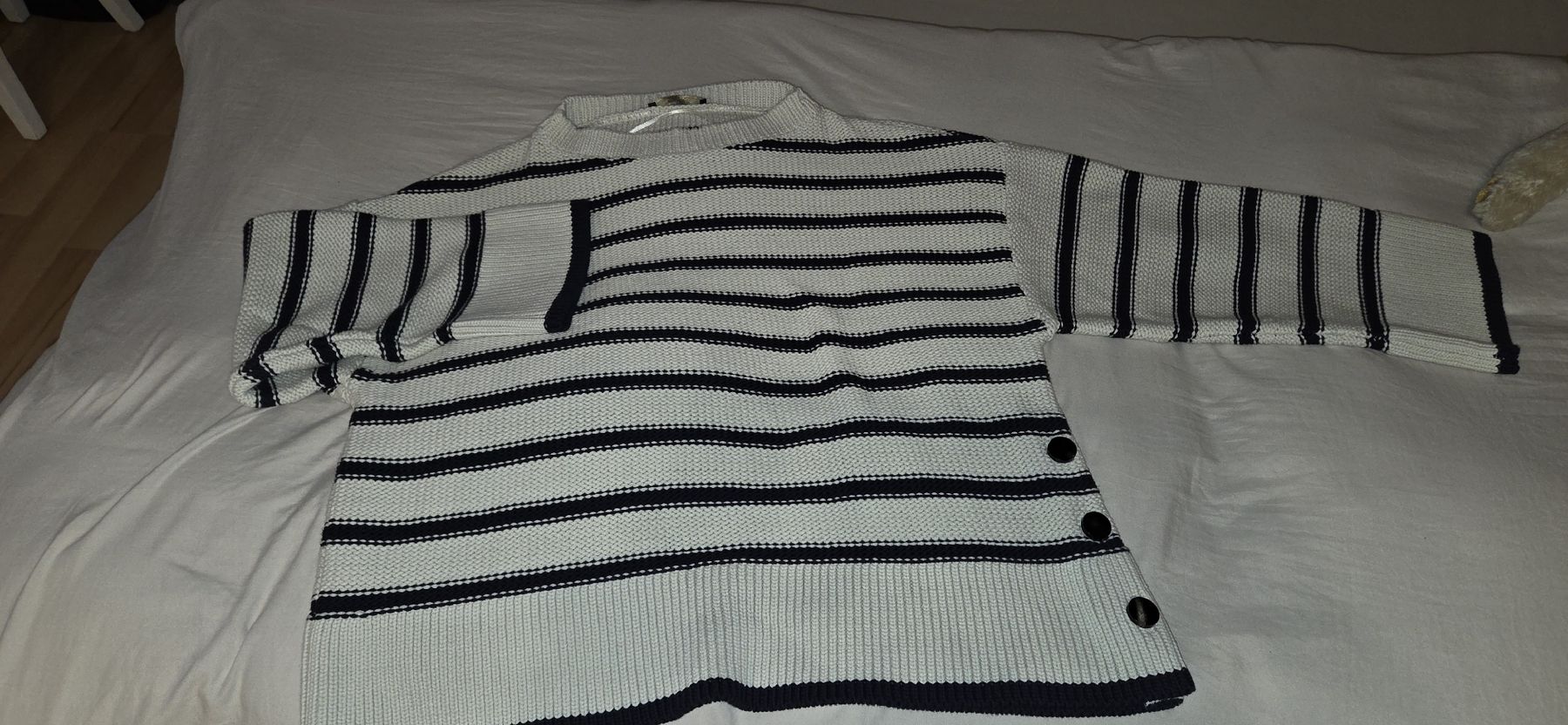 Windsor Maglioni & Felpe: Windsor Strickpullover, Gr. 40-44 , creme/marine - Neu – Nuovo (secondo la descrizione) da Busswil BE venduto da Angy1974