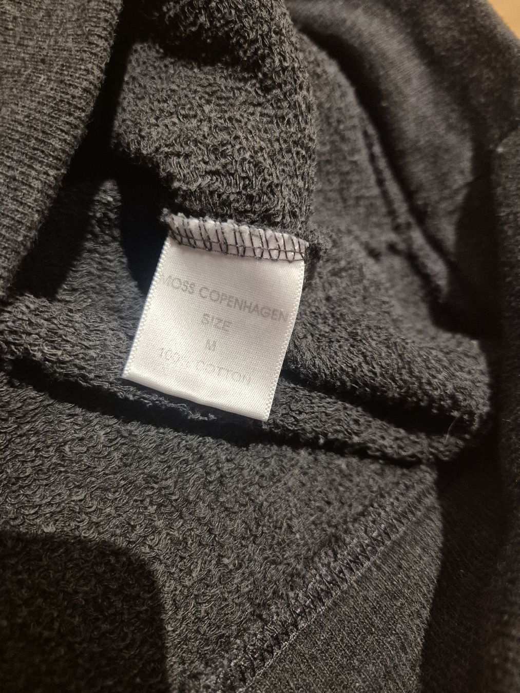 Moss Copenhagen Maglioni & Felpe: MSCH by Moss Copenhagen Grauer Pullover, Grösse M – Nuovo (secondo la descrizione) da Kollbrunn venduto da mela_nie 4