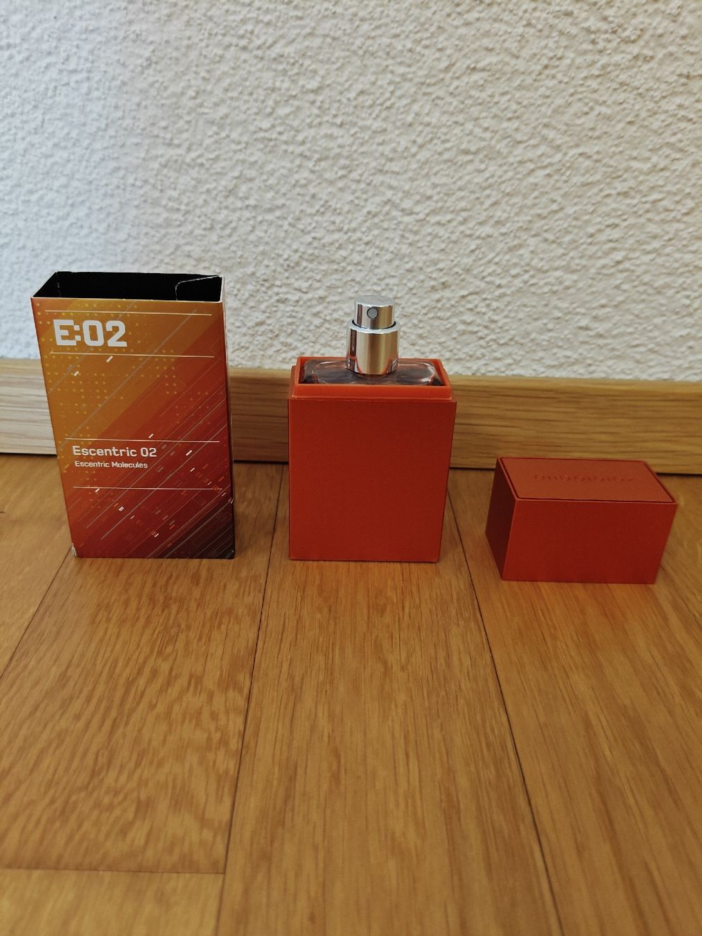 Parfum & Eau de Toilette: Escentric 02 Parfum 30 ml – Gebraucht aus Münsingen von pas_82kk 1