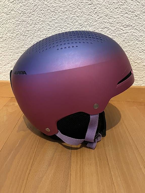 Caschi: Alina Skihelm 46-48 – Usato da Uerikon venduto da vtcl83