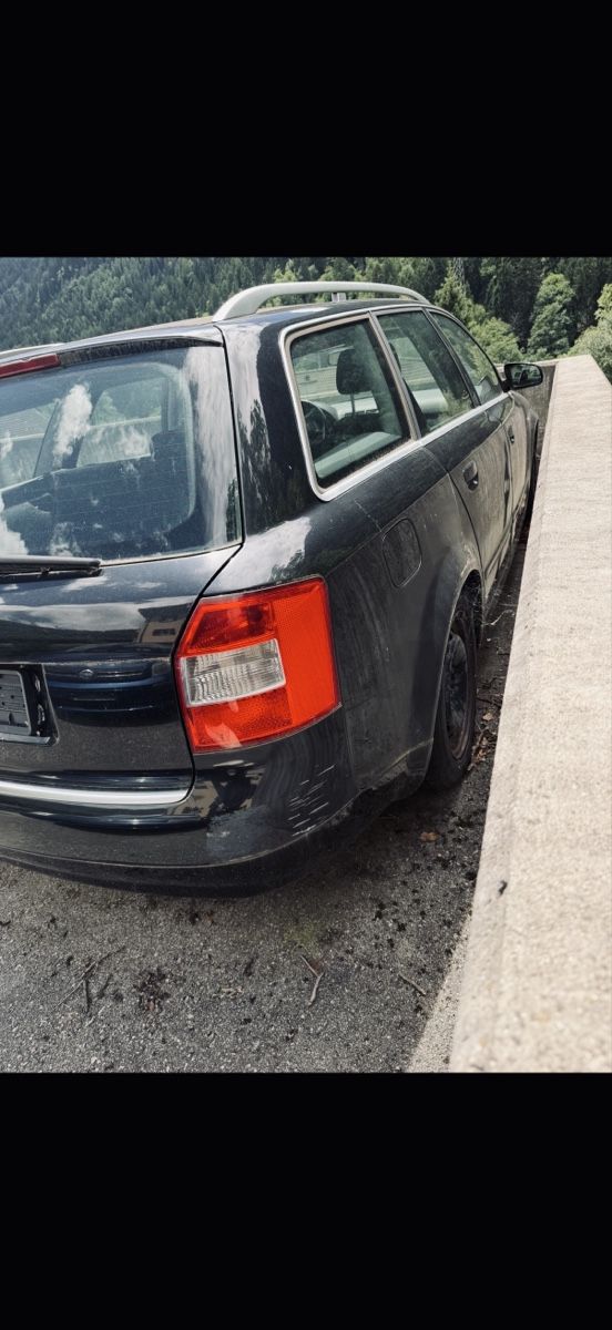 Audi Autos: Audi A4 avant 1.9 TDI 2004 – D'occasion à Faido par Daniel_0229 2