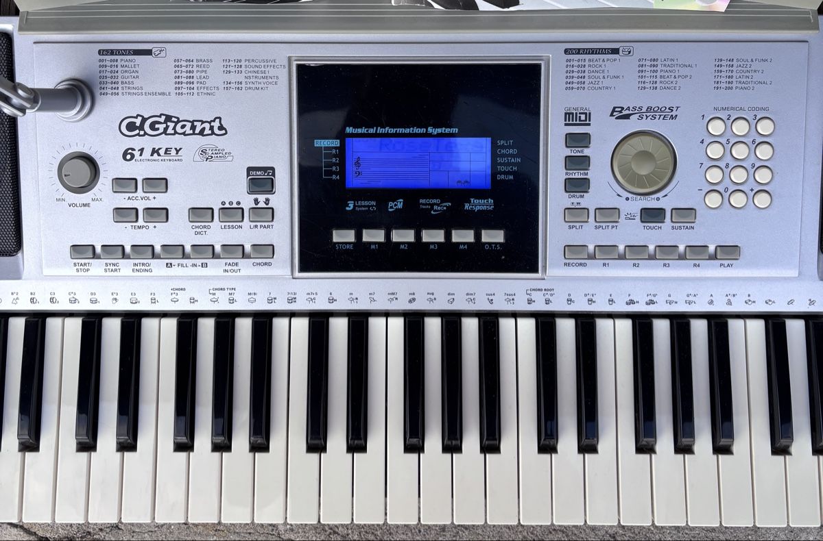 C.Giant Instruments de musique: C. Giant Key Keyboard  – Neuf (Voir description) à Aeschlen ob Gunten par PHOENIX_2005 2