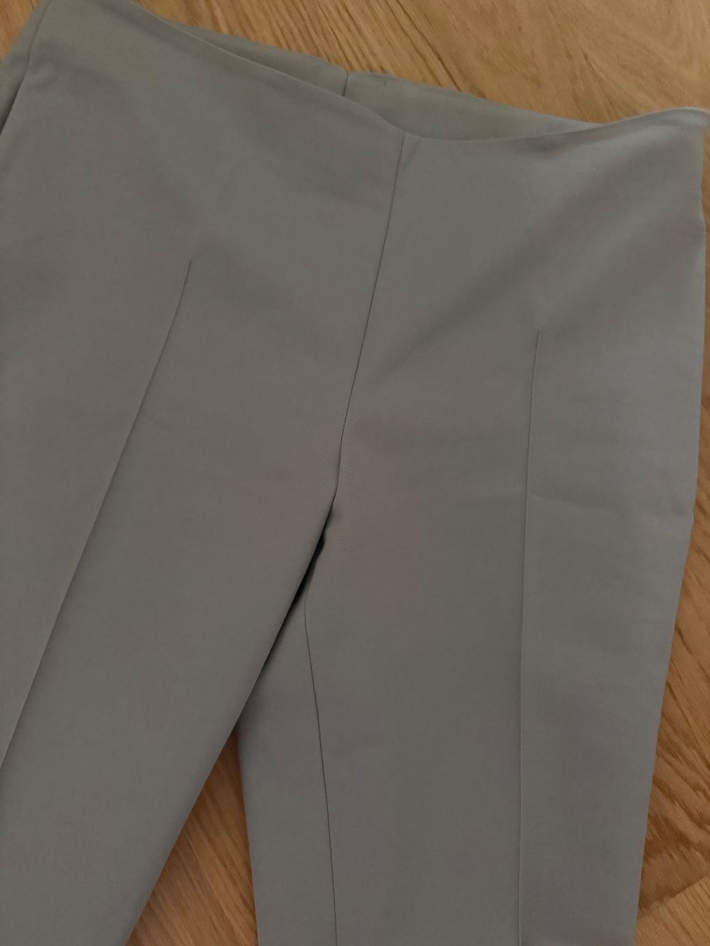 Lotti di vestiti: AKRIS Hose, Odd Molly Bluse Kleiderpaket – Usato da Zürich venduto da iva_7658 2
