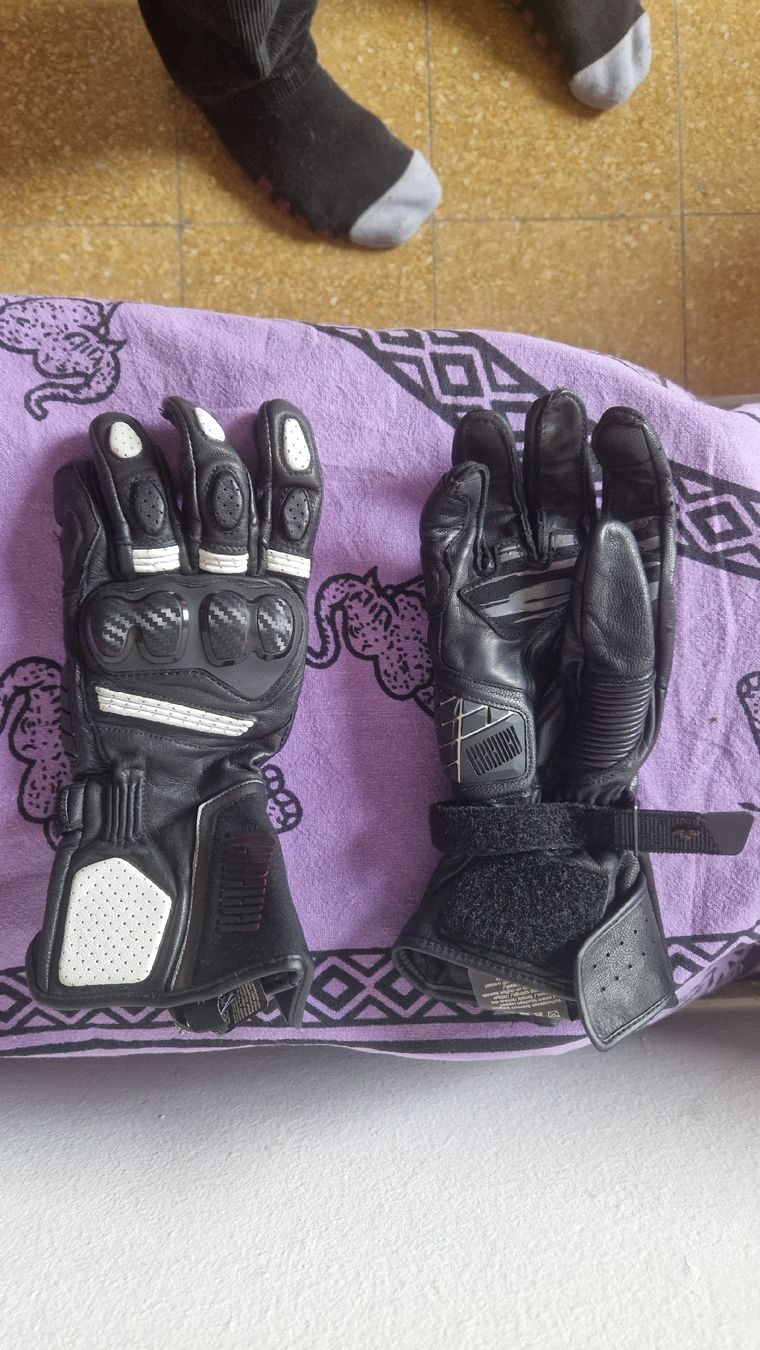Guanti & manicotti: motorrad handschuhe M – Usato da Purasca venduto da Scetro 1