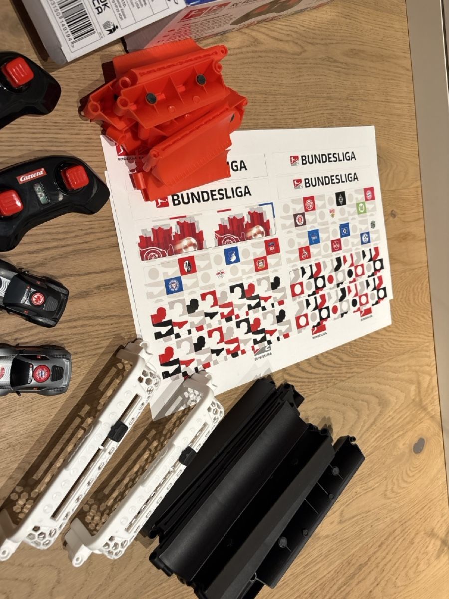 Carrera Piste: Carrera RC Fussball Set – Usato da Erlinsbach venduto da Camara4 3