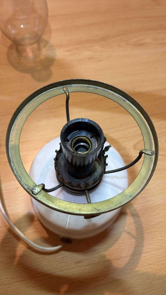 Lampade: Tisch-Lampe ca. 70er Jahre – Usato da Altenrhein venduto da Docdoc 1