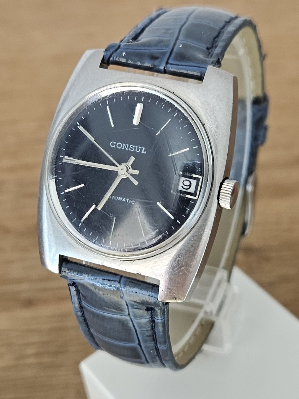Montres: Consul Automatic Herrenuhr 31mm – D'occasion à Flamatt par pie_f9zm
