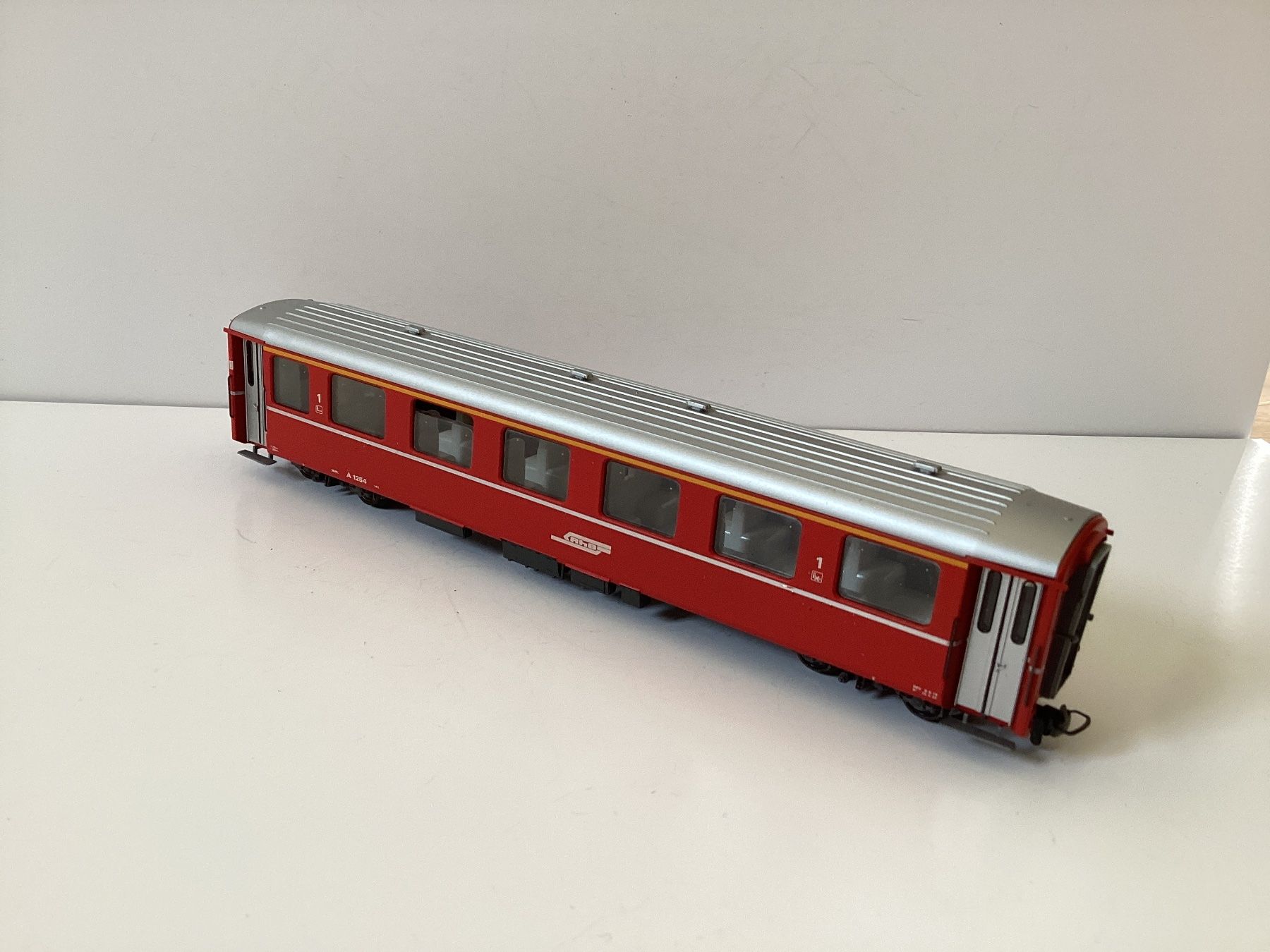 Bemo Modellini di ferrovie: Bemo Personenwagen RhB 1:87 H0m – Usato da Effretikon venduto da simtek_de 2