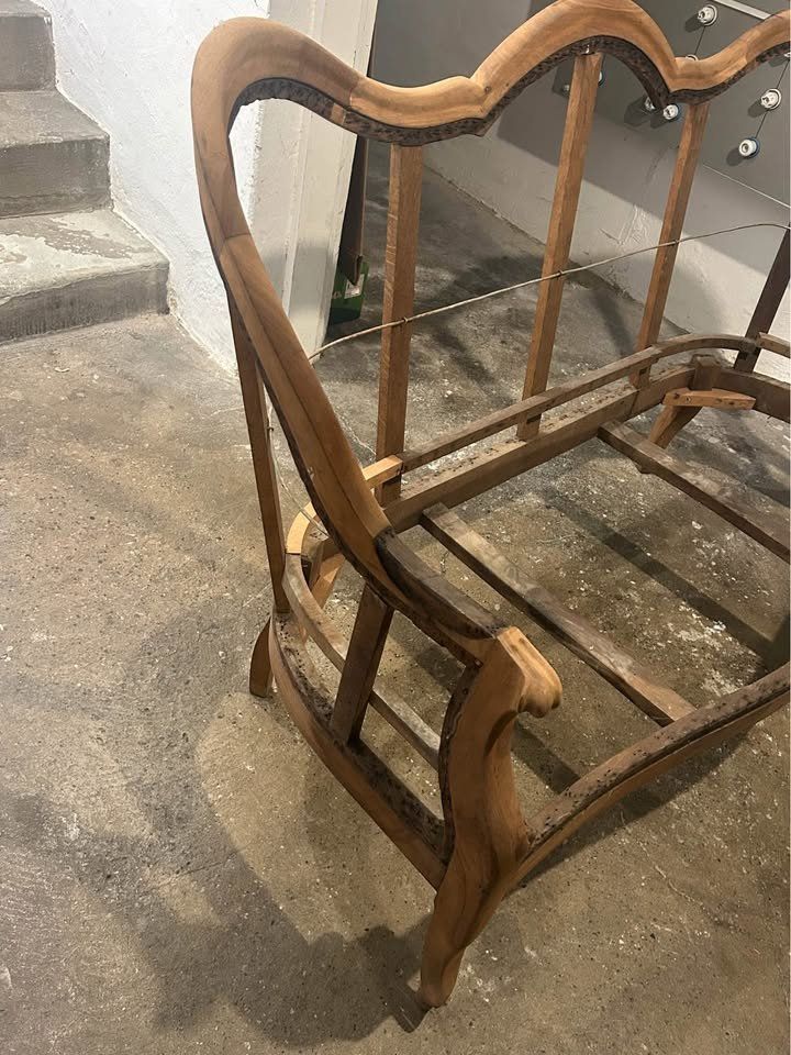 Divani: Holzgestell antikes Sofa – Usato da Dübendorf venduto da tarzanna 1