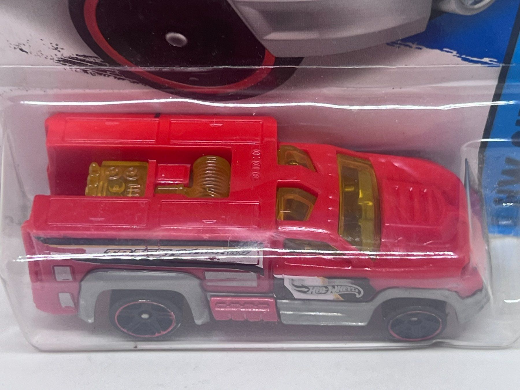 Hot Wheels Modellini d'auto: Hot Wheels Rescue Duty – Nuovo e nell'imballaggio originale da Wildegg venduto da LaaBoutique 2