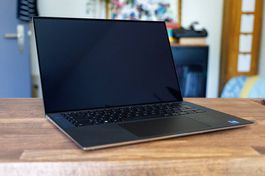 DELL XPS15 9520 inkl. TB4 Dock und Sleeve