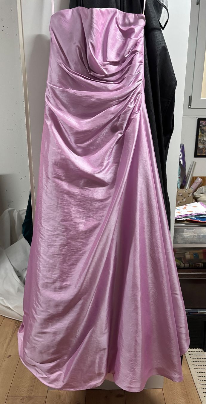 Vestiti: Kleid Grösse 40/42 – Usato da Plasselb venduto da AennaO