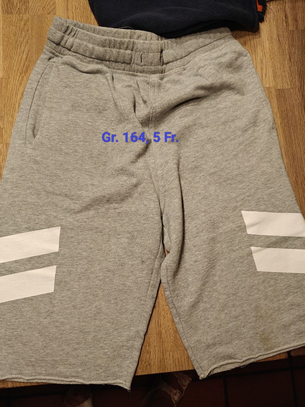 Pantaloni: Jogginghosen Shorts Gr. 164 – Usato da Winterthur venduto da M.P.1972 2