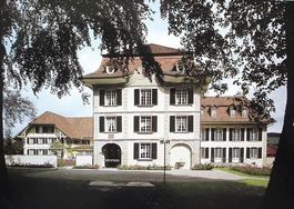 KONOLFINGEN Evangelisches Zentrum