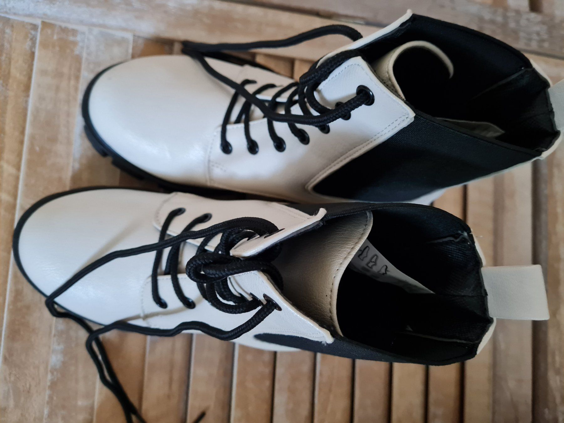 Damenschuhe: Bottes – Neu (gemäss Beschreibung) aus Grand-Lancy von ana_7y2f 4