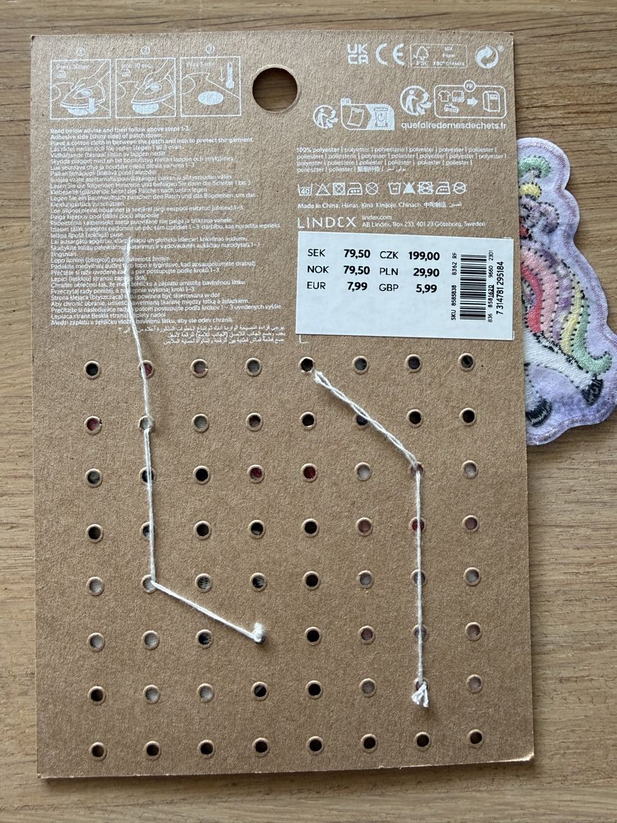 Toppe: Iron-on patches – Nuovo (secondo la descrizione) da Genève venduto da hai_2rp8 1