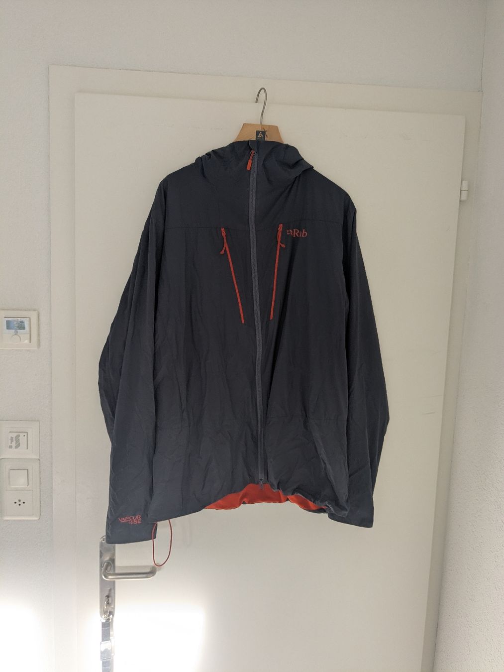 Rab Cappotti: RAB Outdoor Windbreaker Jacket – Usato da Lenzerheide/Lai venduto da dgi_wj6p 2