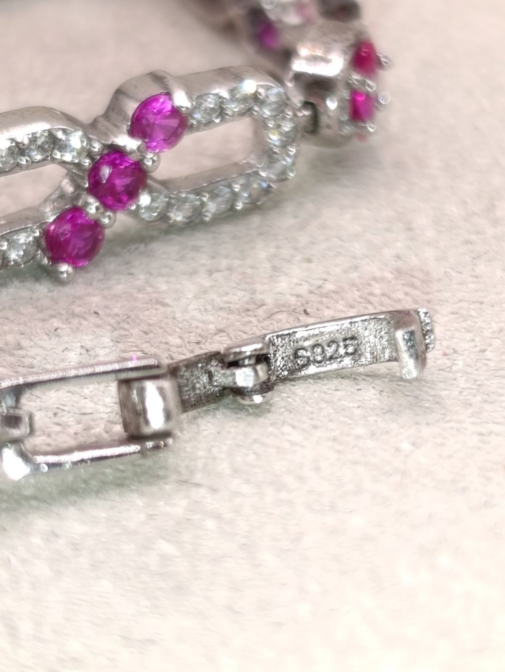 Armbänder & -reifen: Vintage 925er Silber Armband Rubin Edelstein Zirkonia Top – Gebraucht aus Steffisburg von 1.Schmuckschatulle 7