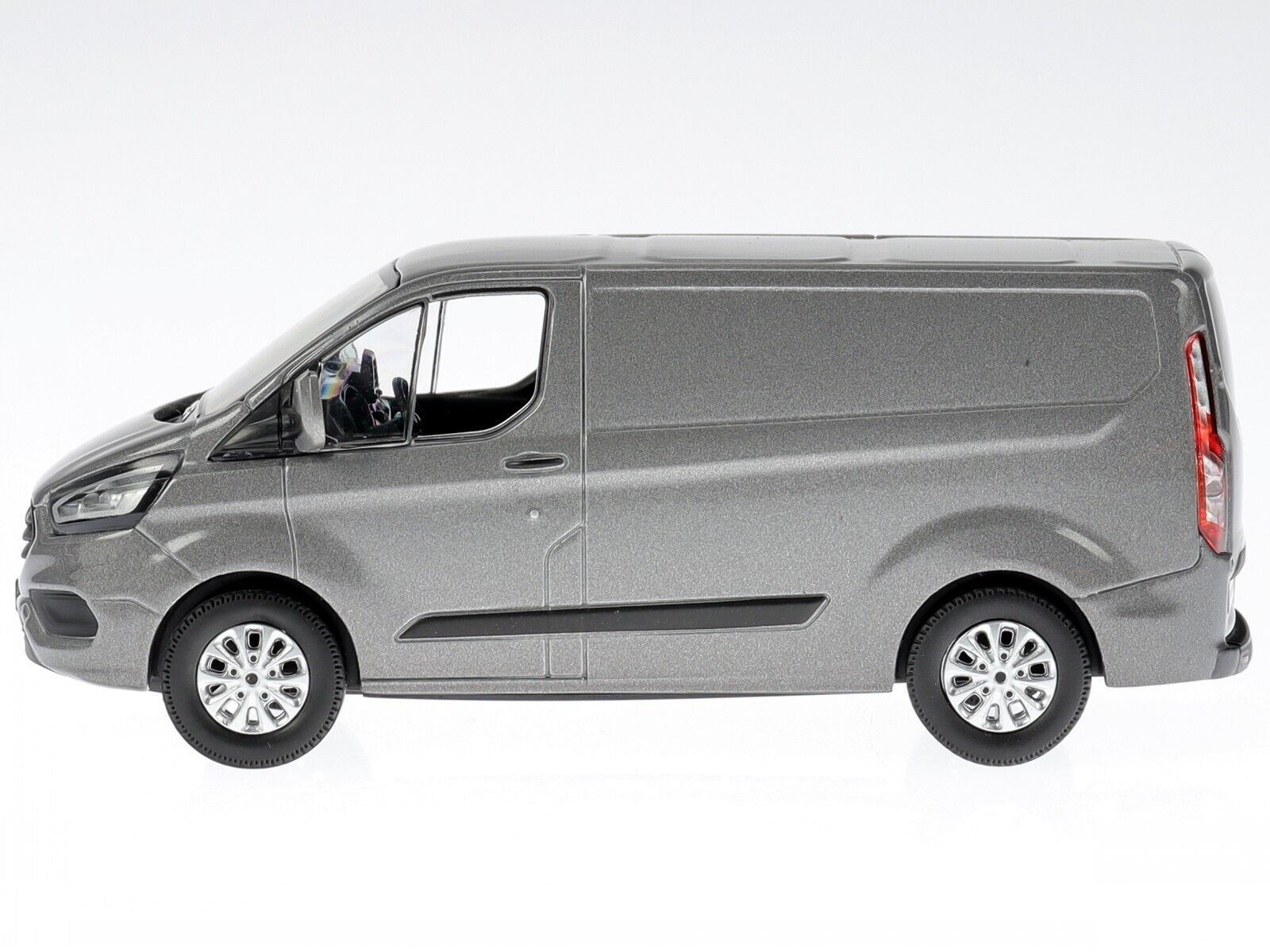 Ford Modellini d'auto: Ford Transit Custom V32MCA Phase II seit 2018 Magnetic grau – Nuovo e nell'imballaggio originale da Gerlafingen venduto da espero88 2