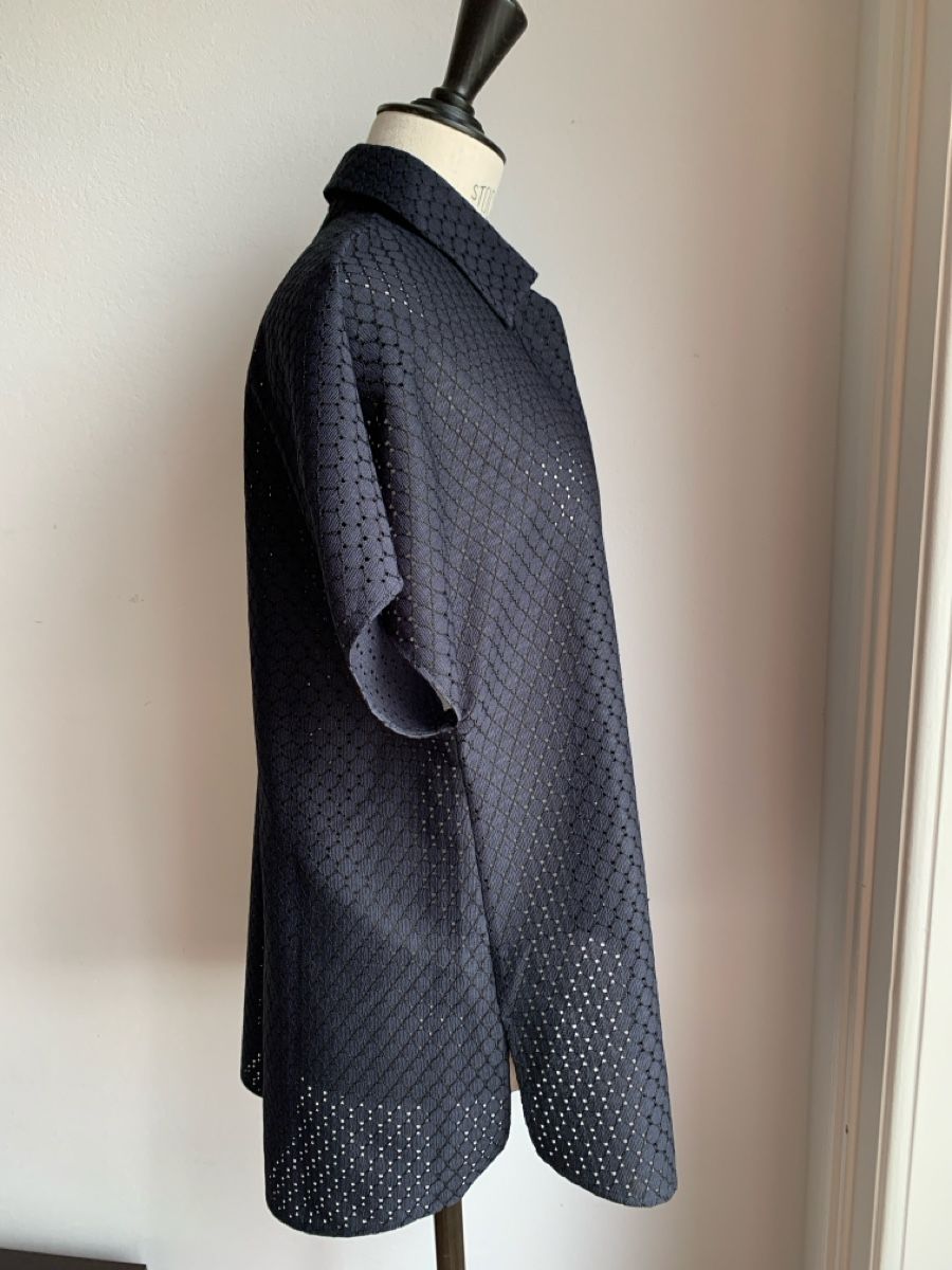 Akris Camicette: AKRIS: Elegante dunkelblaue Kurzarm-Bluse, 36 – Nuovo (secondo la descrizione) da Luzern venduto da designluzern 2