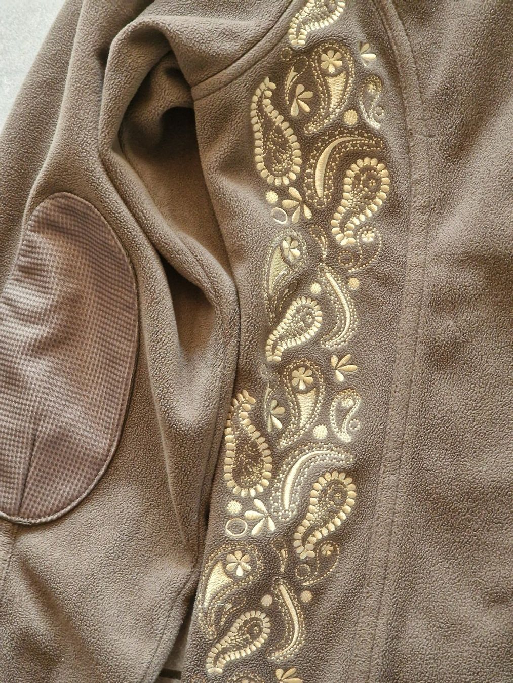 Maglioni & Felpe: 2Wunderschöne Pullover 2Für 1 gr.L wie NEU . Schönes Muster – Nuovo (secondo la descrizione) da Uster venduto da Rosmarie1958 8