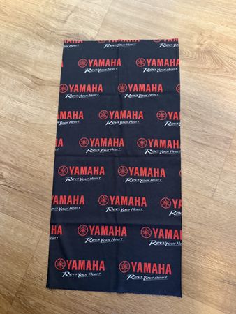 Yamaha Schlauchschal schwarz Logo neuwertiger Zustand