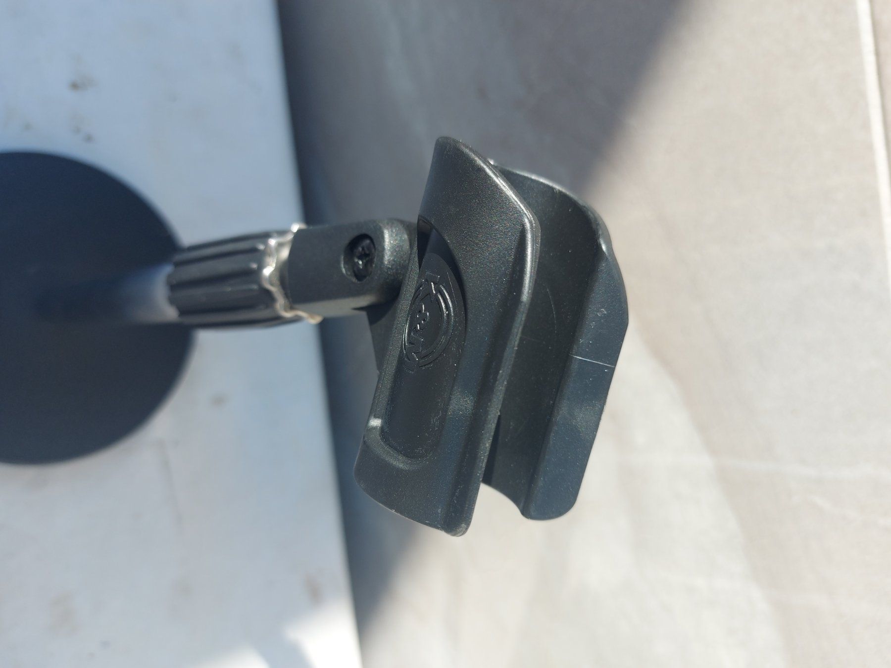 Instrumenten-& Notenständer: Mikrofonstativ K&M mit Fuss mit Halter – Gebraucht aus Rheinau von profitronic.shop 3