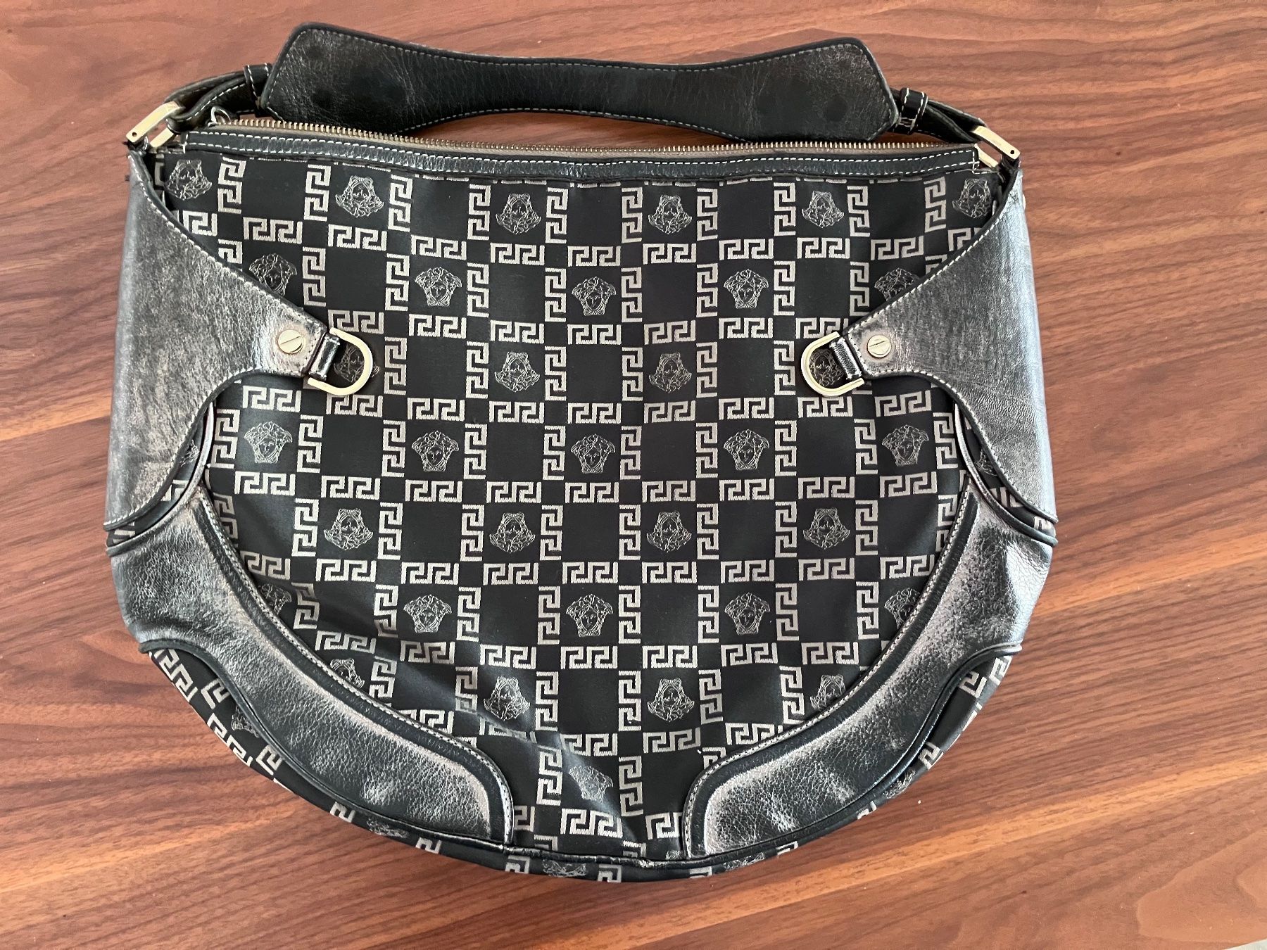 Versace Borse da donna: Versace Tasche – Difettoso da Windisch venduto da Lyudmila01 1