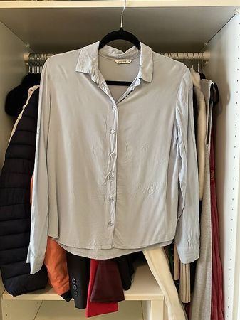 Camicia azzurra lunga