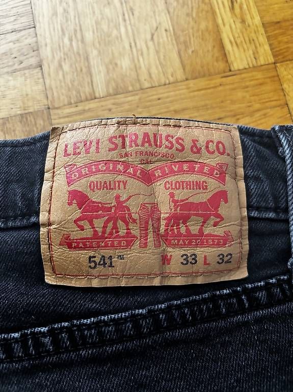Jeans: Lewis Jeans – Usato da Oberwil-Lieli venduto da kaj_ng8x 1