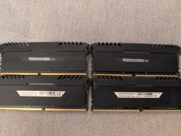 32GB DDR4 2666MHz (4x8GB) Corsair Vengeance