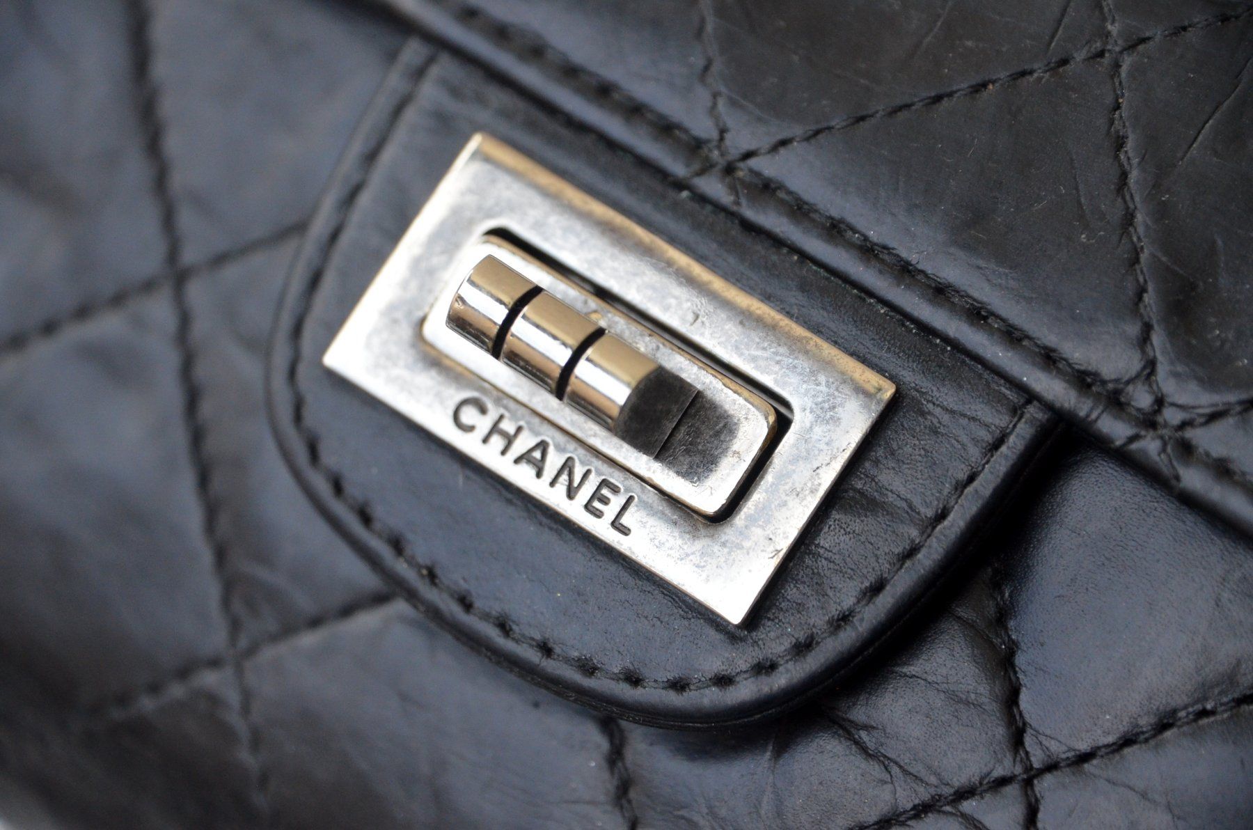Chanel Portamonete: Portefeuille Chanel Wallet – Usato da Collonges venduto da Auganien 3
