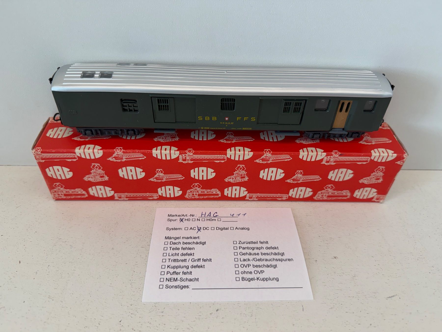 Hag Modelleisenbahnen: HAG 411 Gepäckwagen SBB DC – Gebraucht aus Büsserach von ModellbahnDepot 8