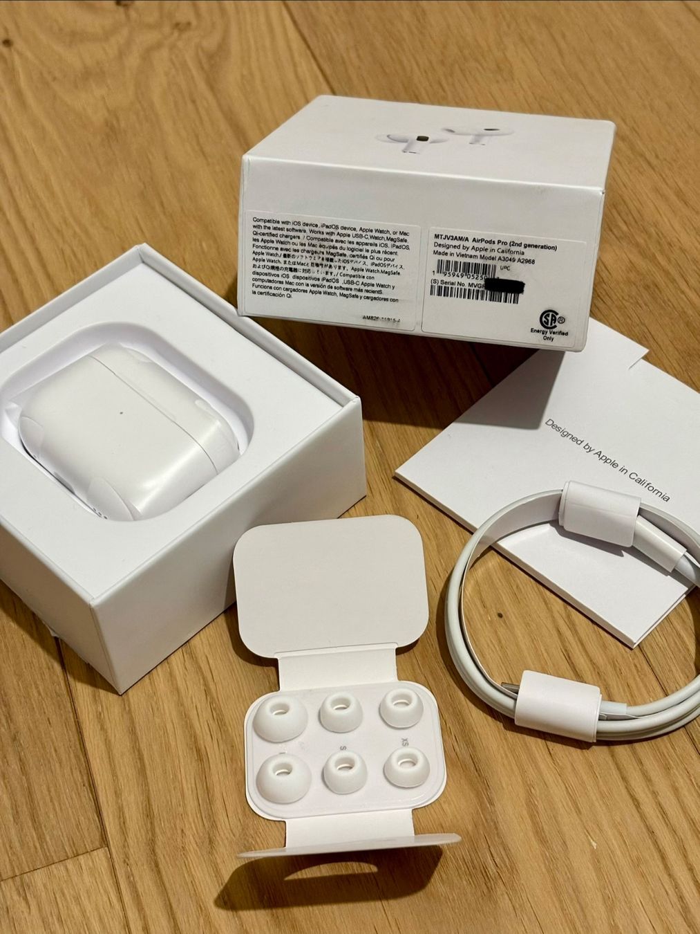 Apple AirPods Pro 2 (USB-C) – AppleCare+ bis 10/2026 (Neu (gemäss