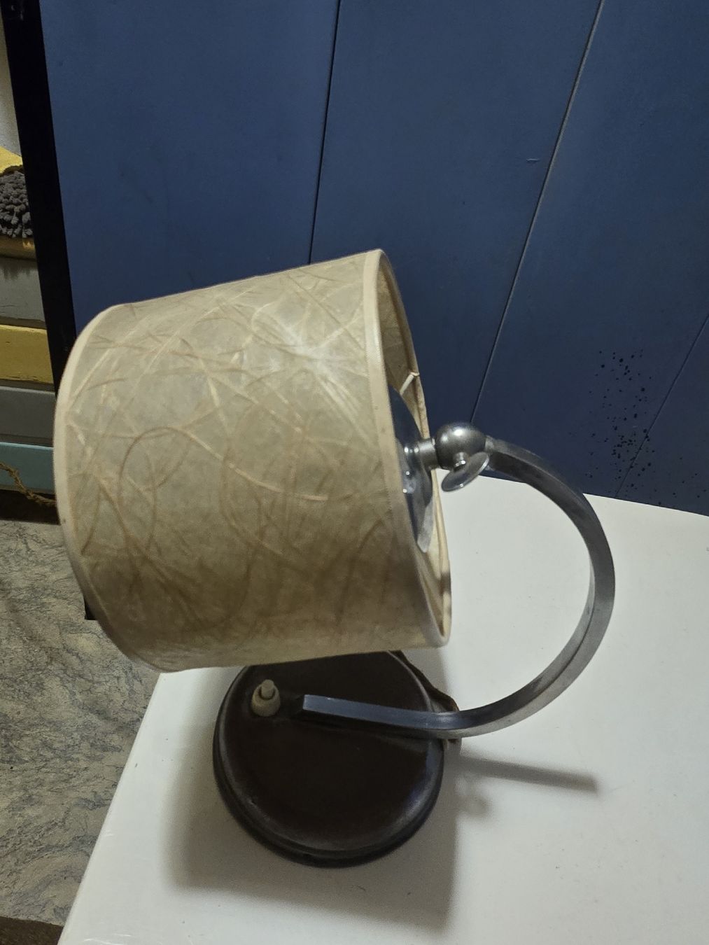 Lampade: Süsse kleine antike Tischlampe – Usato da Biel/Bienne venduto da alexriveros2 6