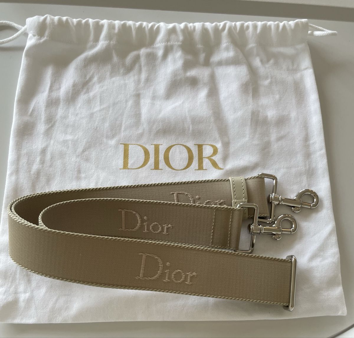 Dior Altro in  Abbigliamento & Accessori: Dior Schulterriemen  – Nuovo (secondo la descrizione) da Lengwil venduto da isa_7wyt 5