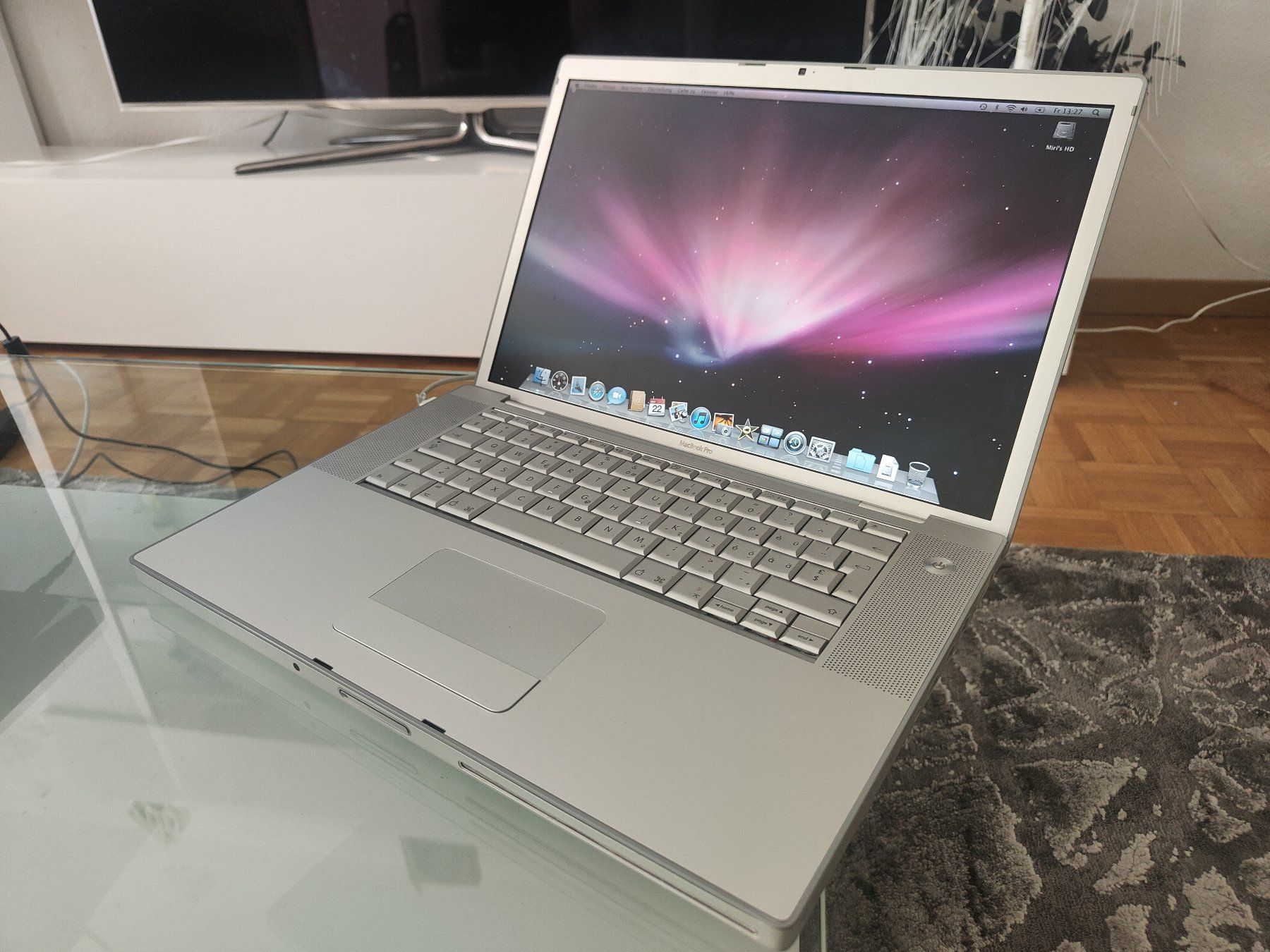 Apple Notebooks: MacBook Pro 15 2006 – Defekt aus Langnau am Albis von